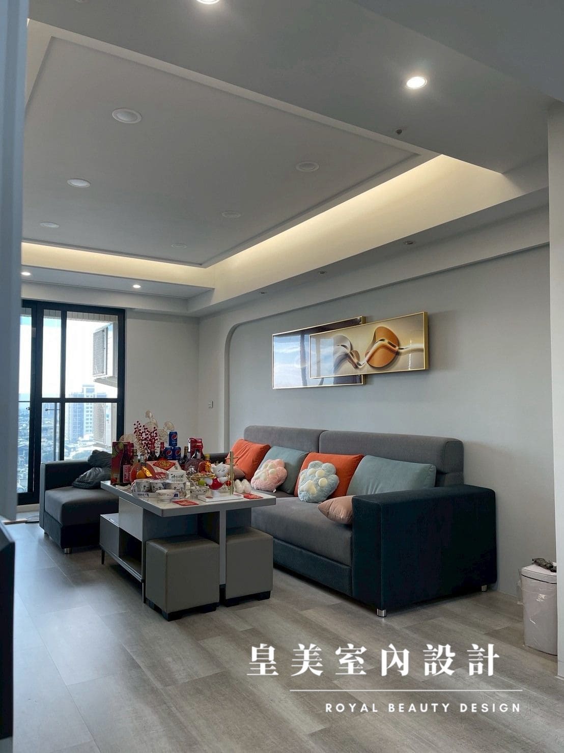 高雄苓雅區新成屋大樓室內設計-現代簡約客廳.jpg 高雄苓雅區新成屋大樓室內設計-現代簡約客廳.jpg